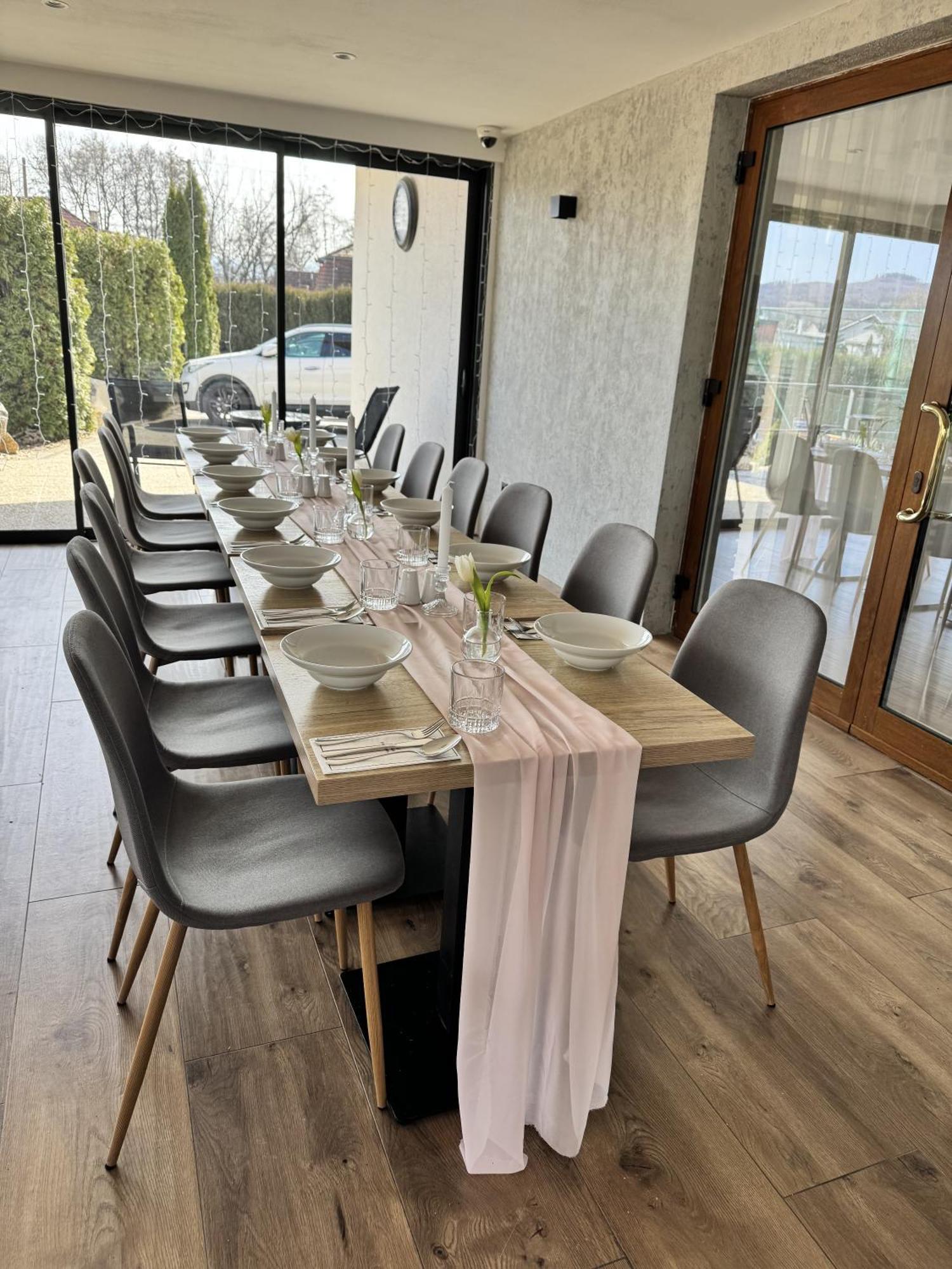 Raketa Residence, Restaurant & Hotel Prievidza Luaran gambar
